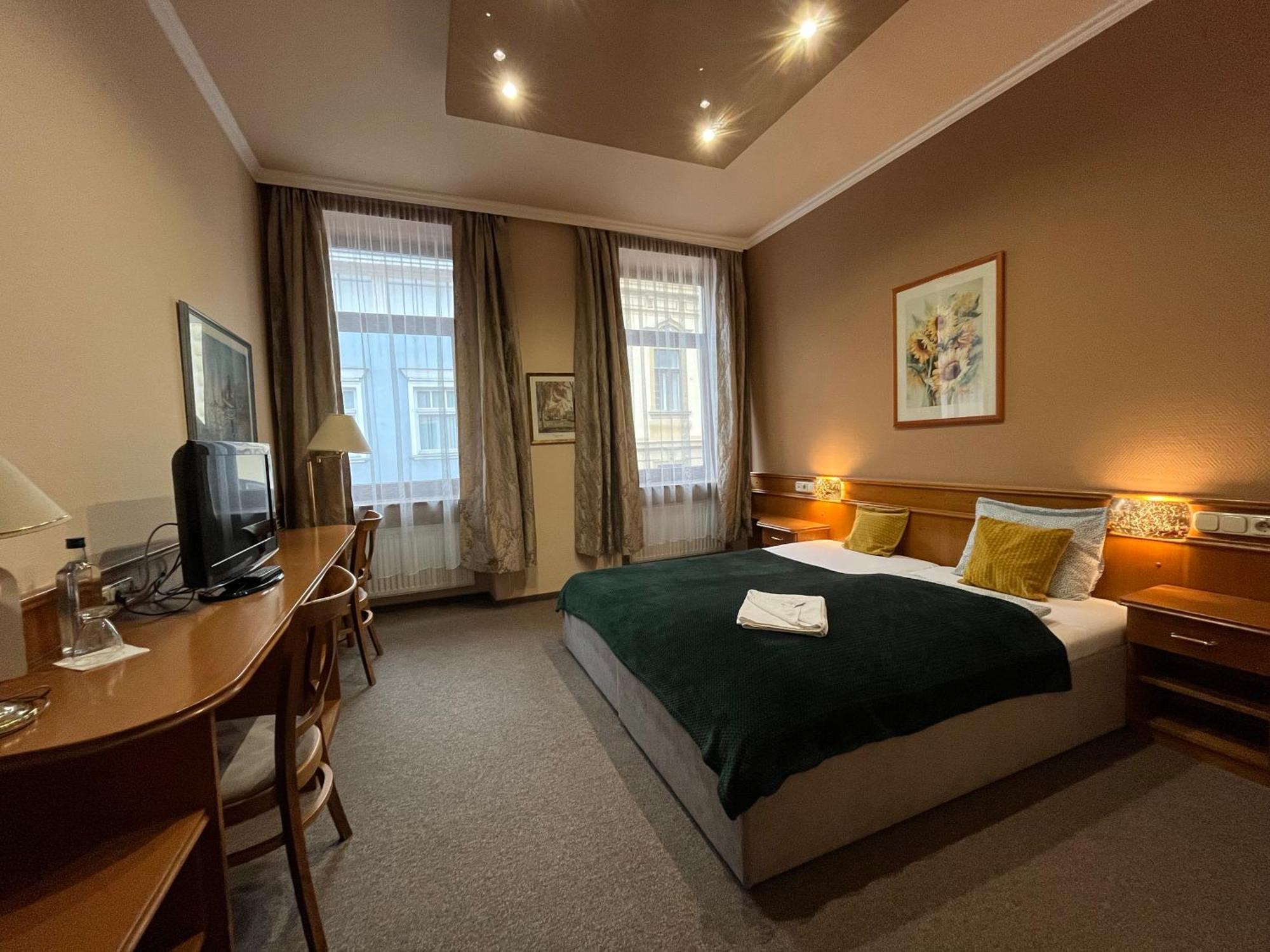 Wagner Vendegudvar Panzio 3* Szombathely
